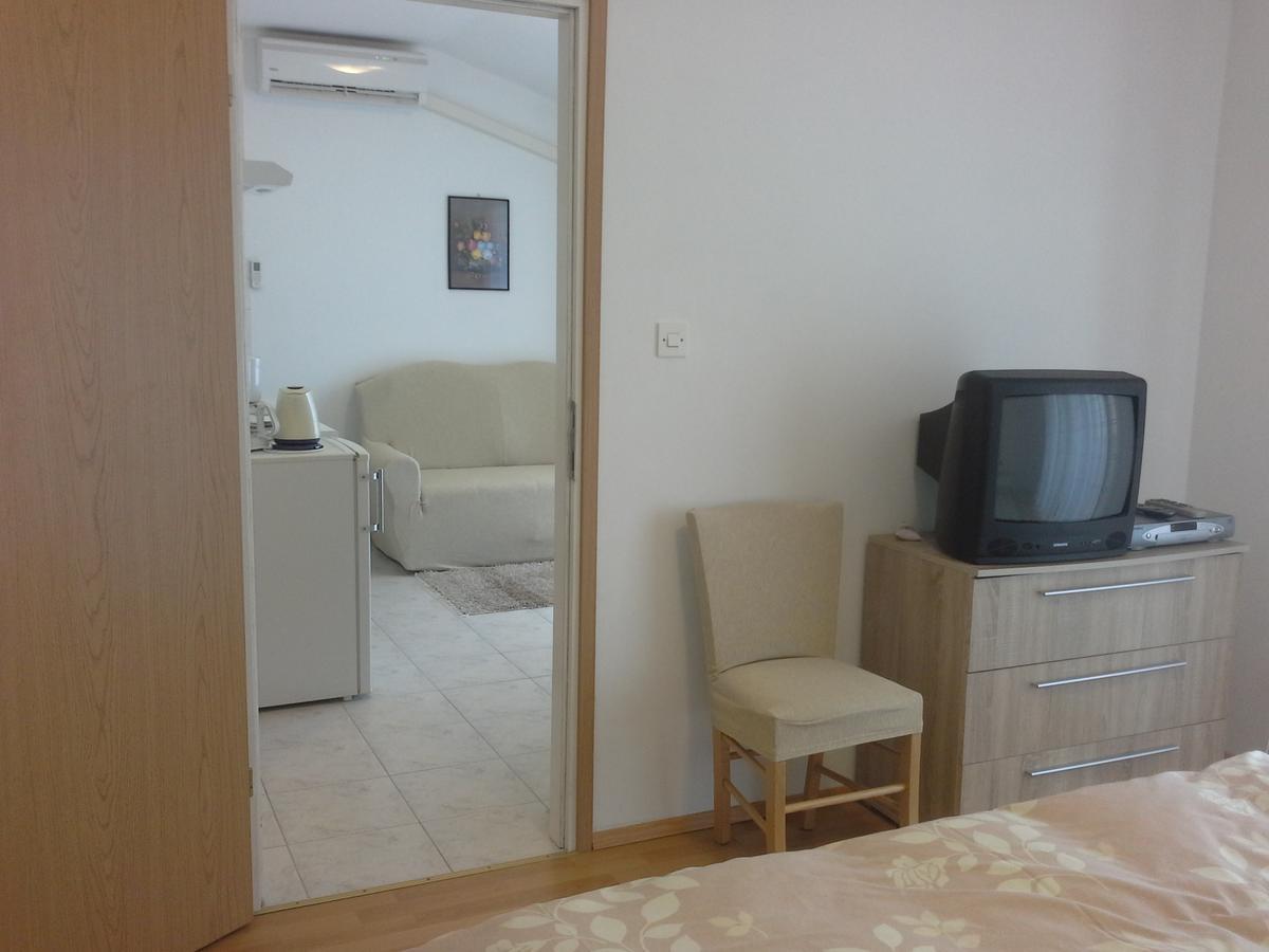 Liliana Apartment *